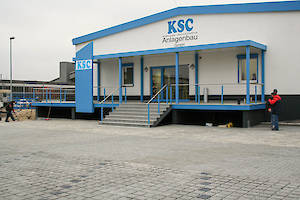 Um- und Ausbau eines Industriegebäudes (KSC)